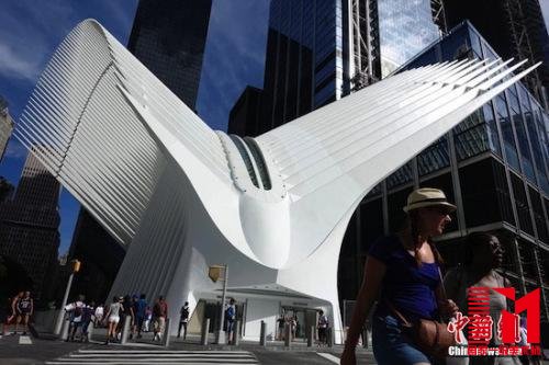 美国纽约新世贸中心开业。